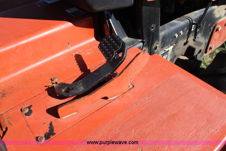 image for item H8815 2006 Ditch Witch ZRT65 trencher