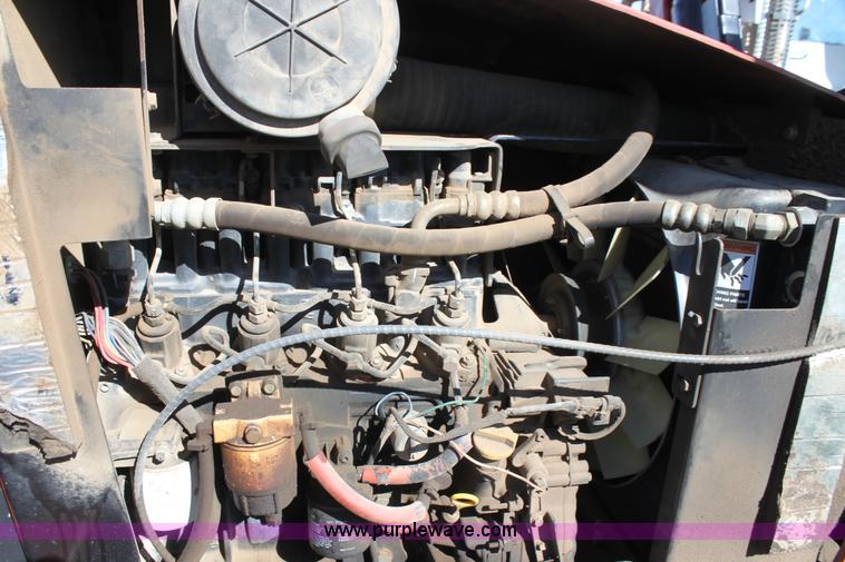 image for item H8815 2006 Ditch Witch ZRT65 trencher