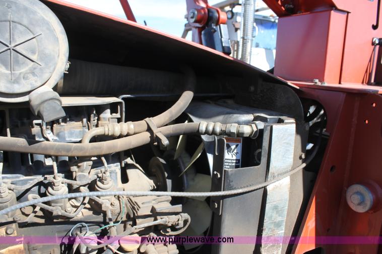 image for item H8815 2006 Ditch Witch ZRT65 trencher