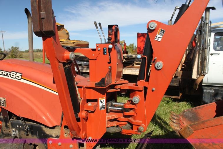 image for item H8815 2006 Ditch Witch ZRT65 trencher