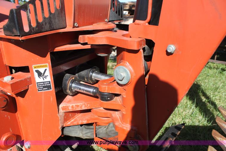 image for item H8815 2006 Ditch Witch ZRT65 trencher