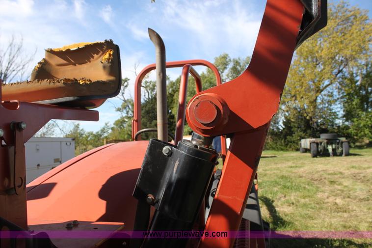 image for item H8815 2006 Ditch Witch ZRT65 trencher