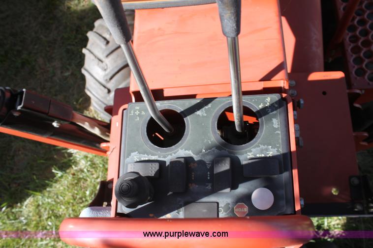 image for item H8815 2006 Ditch Witch ZRT65 trencher