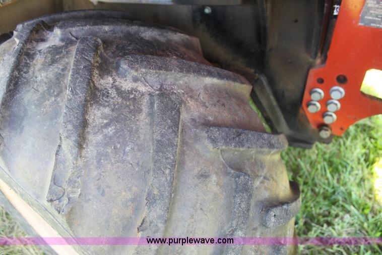 image for item H8815 2006 Ditch Witch ZRT65 trencher