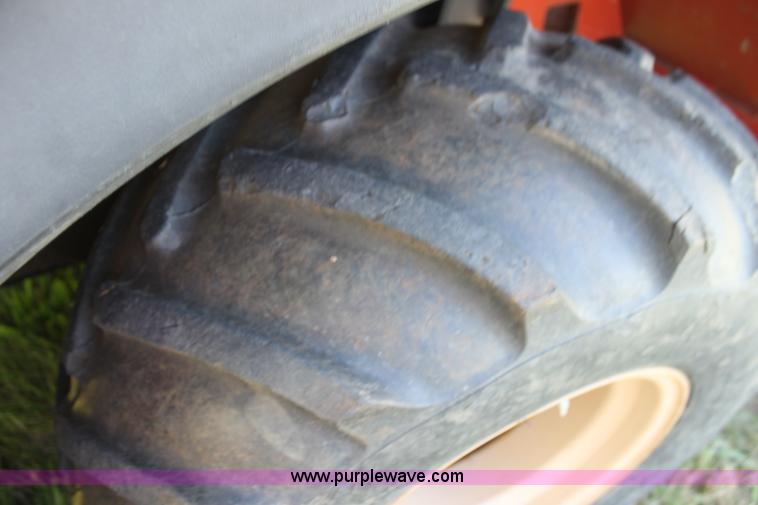 image for item H8815 2006 Ditch Witch ZRT65 trencher