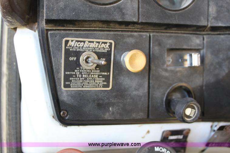 image for item H8816 1985 GMC TopKick 7000 winch truck