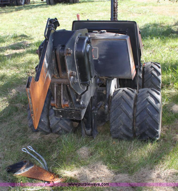 image for item H8817 1997 Ditch Witch 410SX vibratory plow