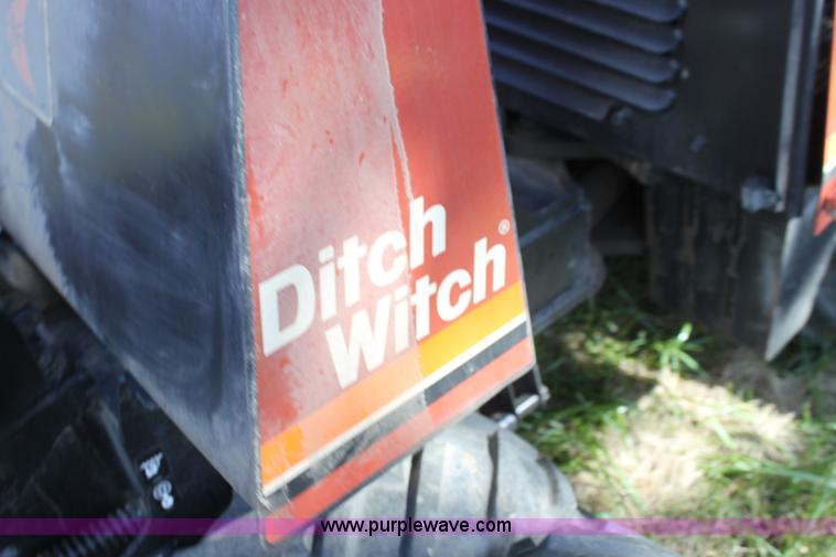 image for item H8817 1997 Ditch Witch 410SX vibratory plow