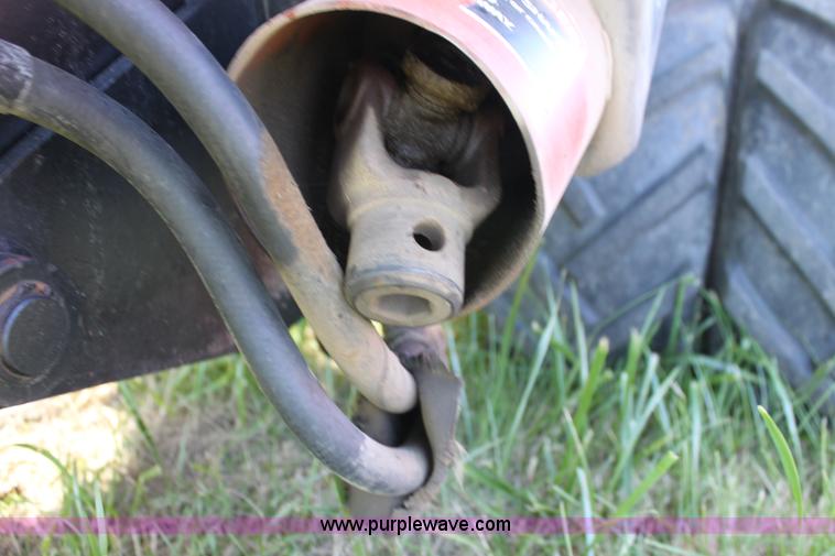 image for item H8817 1997 Ditch Witch 410SX vibratory plow