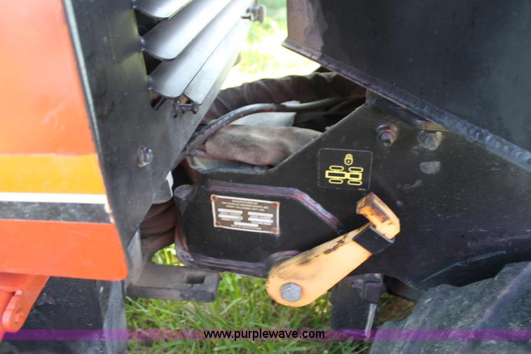 image for item H8817 1997 Ditch Witch 410SX vibratory plow