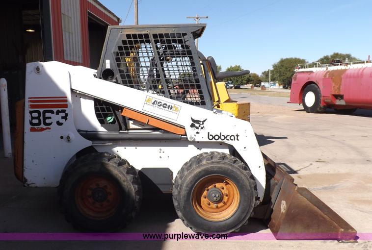 image for item H9035 1998 Bobcat 863 skid steer
