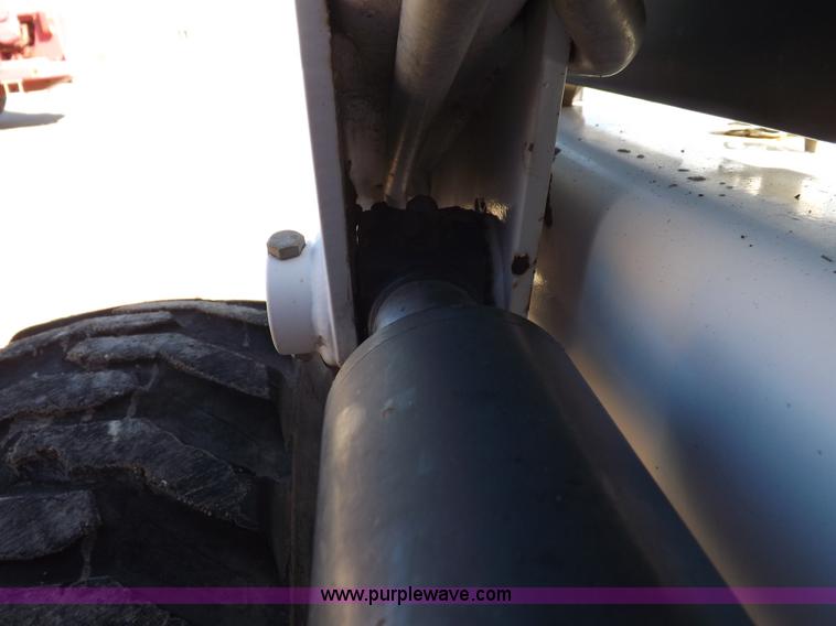 image for item H9035 1998 Bobcat 863 skid steer