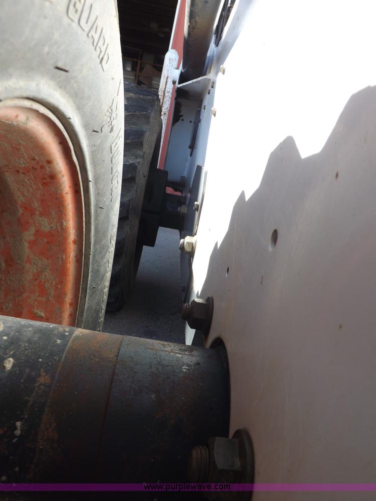 image for item H9035 1998 Bobcat 863 skid steer