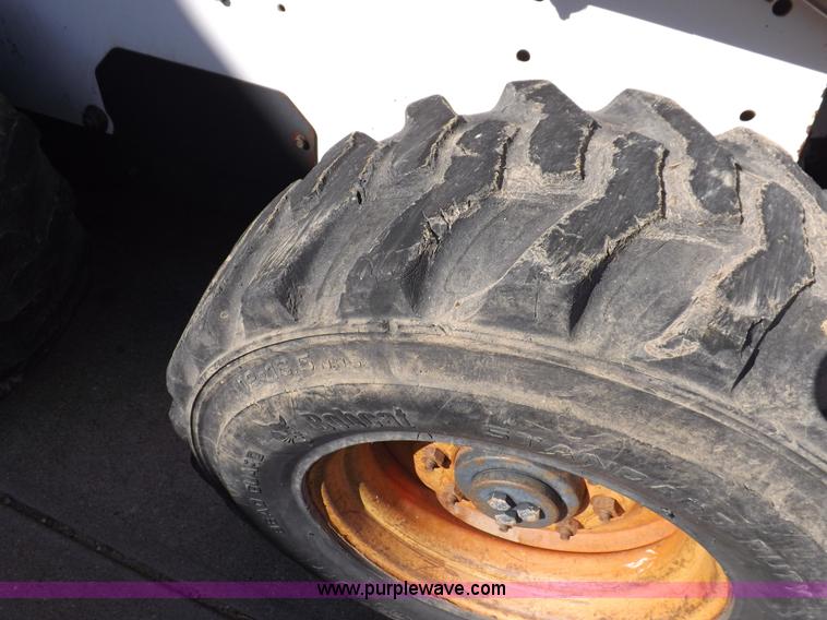 image for item H9035 1998 Bobcat 863 skid steer