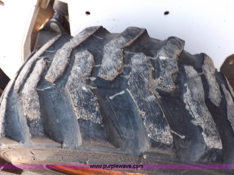 image for item H9035 1998 Bobcat 863 skid steer