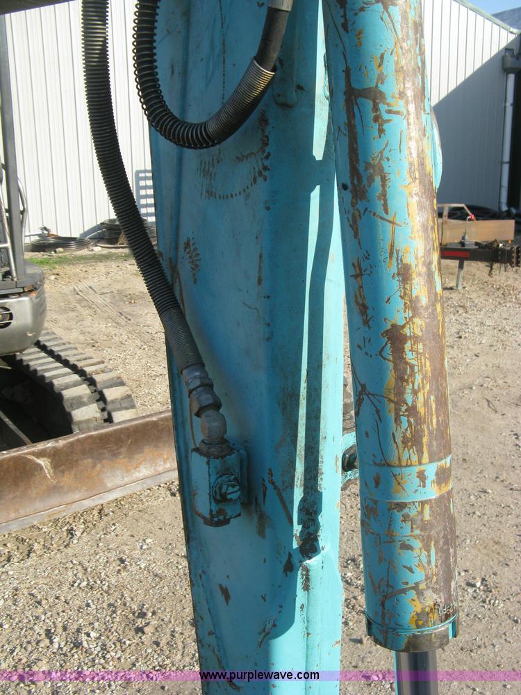 image for item H9478 2000 Kobelco 35SR compact excavator