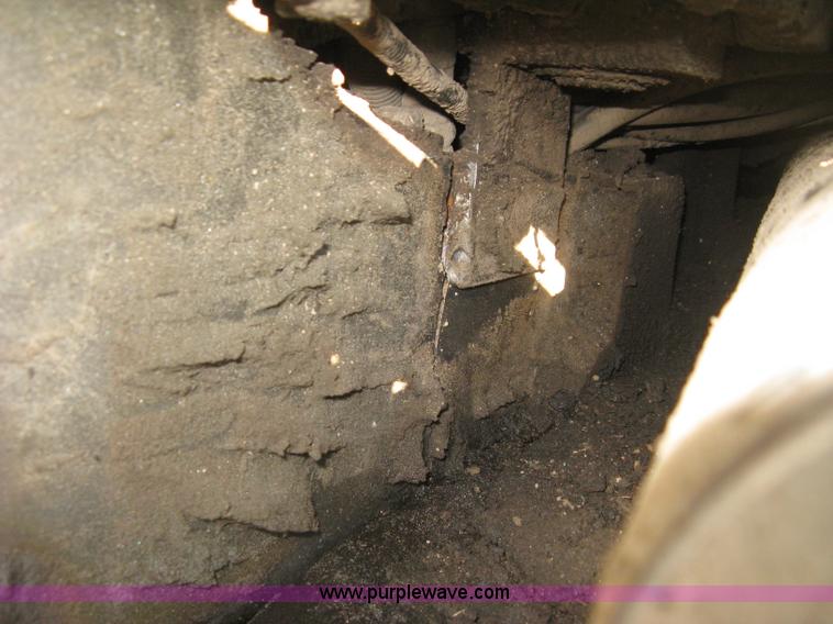 image for item H9478 2000 Kobelco 35SR compact excavator