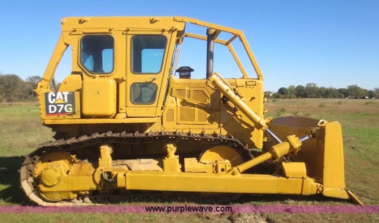 image for item I2173 1976 Caterpillar D7G dozer
