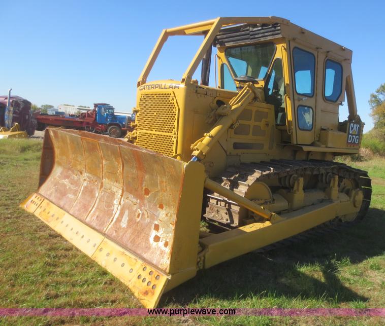 image for item I2173 1976 Caterpillar D7G dozer