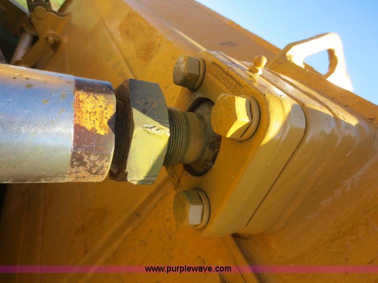 image for item I2173 1976 Caterpillar D7G dozer