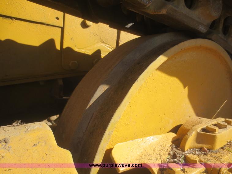 image for item I2173 1976 Caterpillar D7G dozer