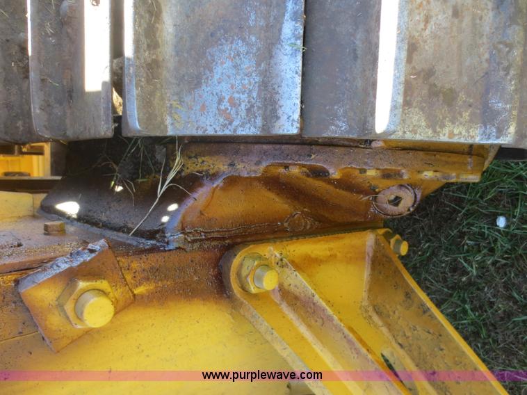 image for item I2173 1976 Caterpillar D7G dozer