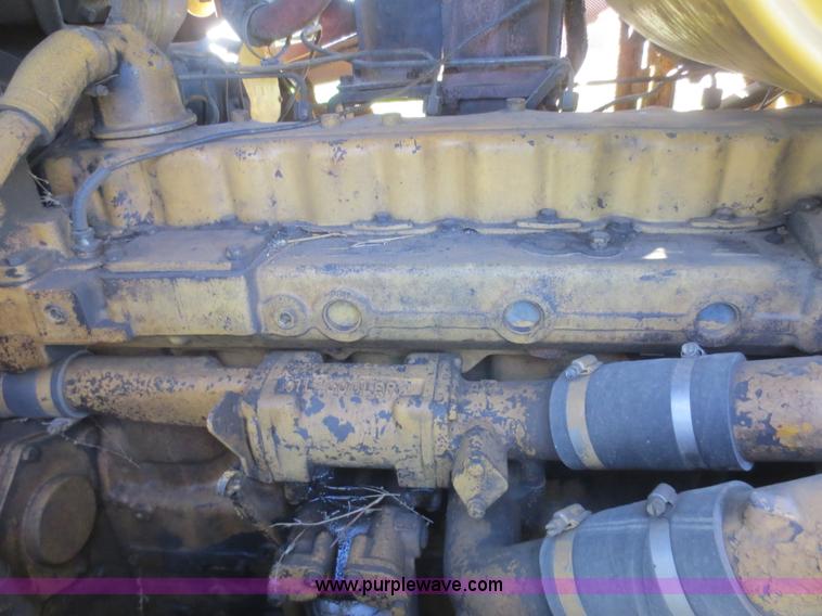 image for item I2173 1976 Caterpillar D7G dozer
