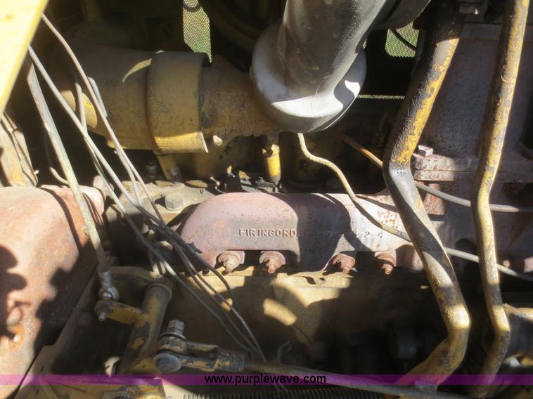 image for item I2173 1976 Caterpillar D7G dozer