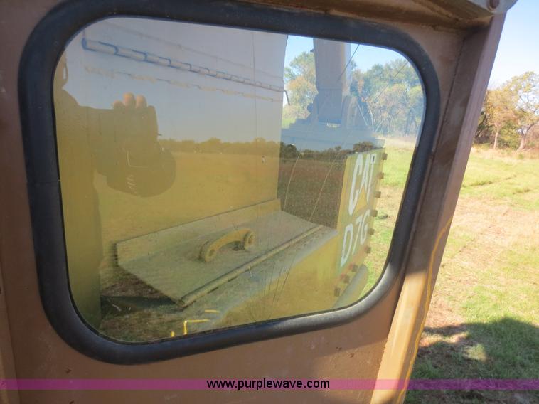 image for item I2173 1976 Caterpillar D7G dozer