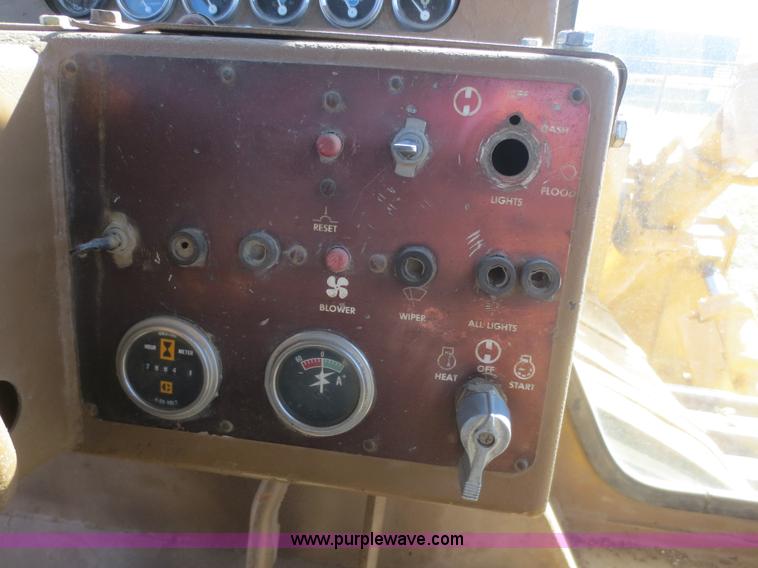 image for item I2173 1976 Caterpillar D7G dozer