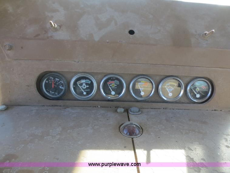 image for item I2173 1976 Caterpillar D7G dozer