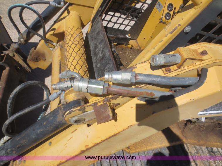 image for item I2202 ASV 4810 skid steer