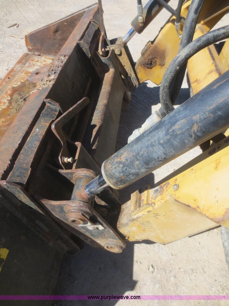 image for item I2202 ASV 4810 skid steer