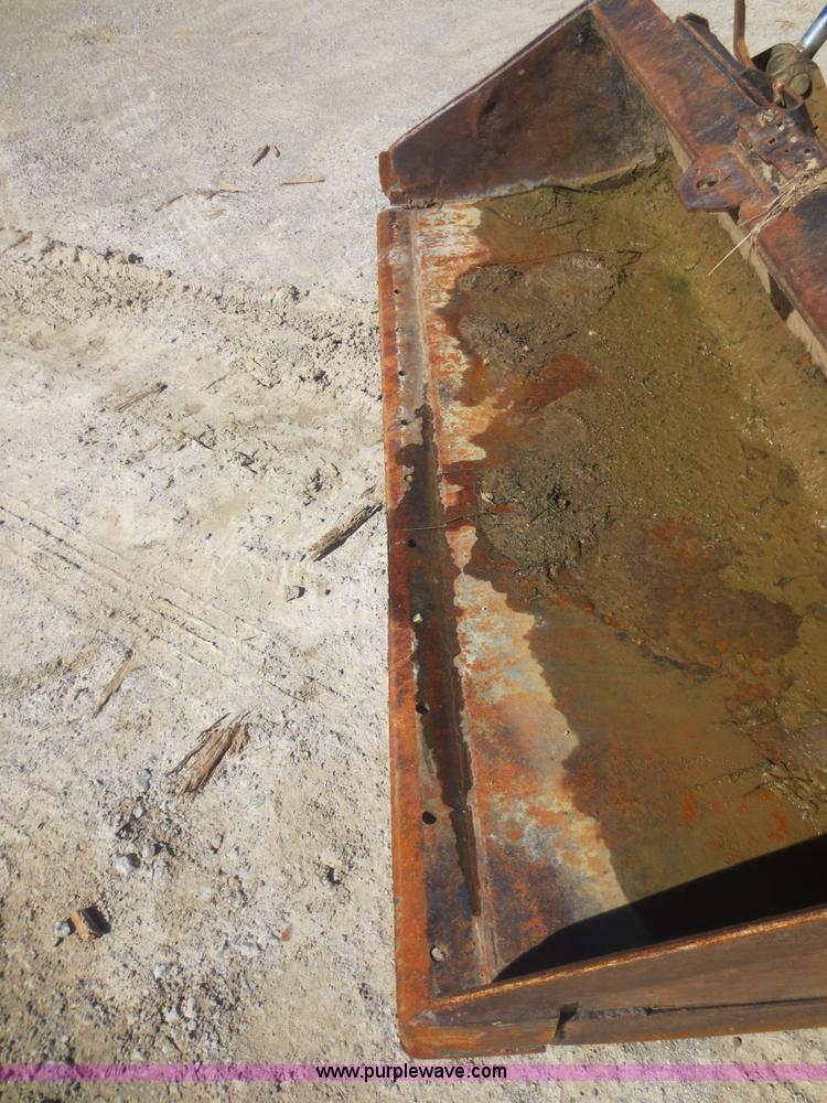 image for item I2202 ASV 4810 skid steer