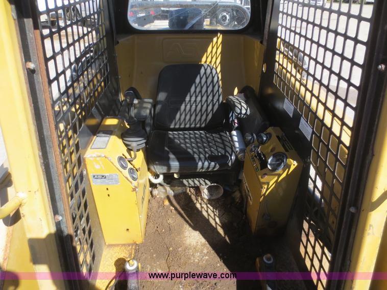 image for item I2202 ASV 4810 skid steer
