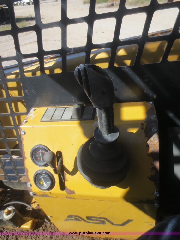 image for item I2202 ASV 4810 skid steer