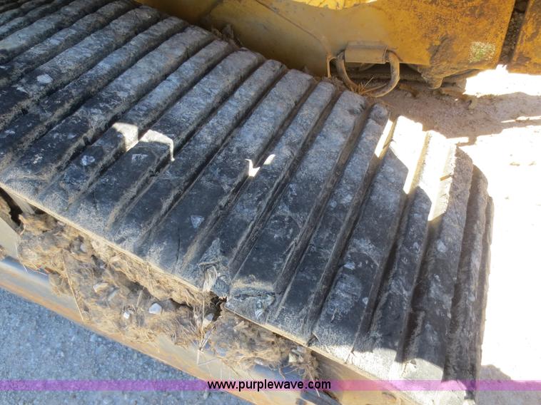 image for item I2202 ASV 4810 skid steer