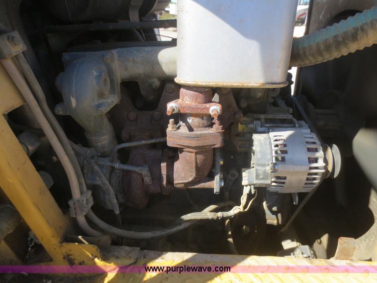 image for item I2202 ASV 4810 skid steer