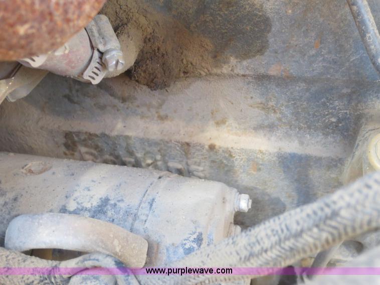 image for item I2202 ASV 4810 skid steer