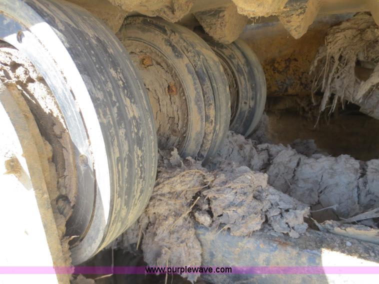 image for item I2202 ASV 4810 skid steer