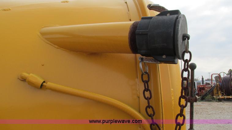 image for item I3201 Mclaughlin MCL-T/500G water vacuum mounted on a trailer