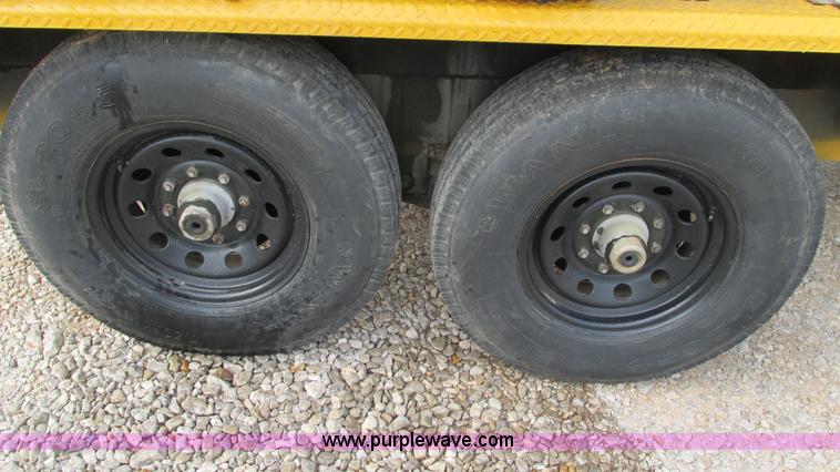 image for item I3201 Mclaughlin MCL-T/500G water vacuum mounted on a trailer