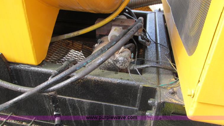 image for item I3201 Mclaughlin MCL-T/500G water vacuum mounted on a trailer