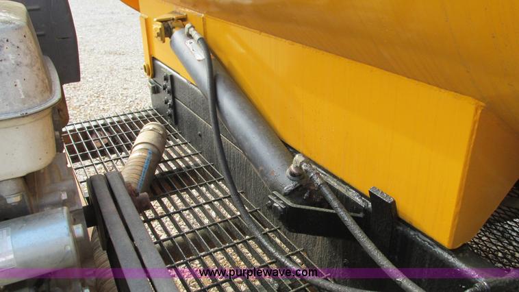 image for item I3201 Mclaughlin MCL-T/500G water vacuum mounted on a trailer