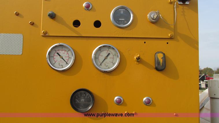 image for item I3201 Mclaughlin MCL-T/500G water vacuum mounted on a trailer