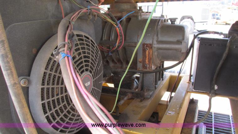 image for item I3201 Mclaughlin MCL-T/500G water vacuum mounted on a trailer