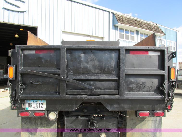 image for item I4121 1987 Ford L8000 dump truck