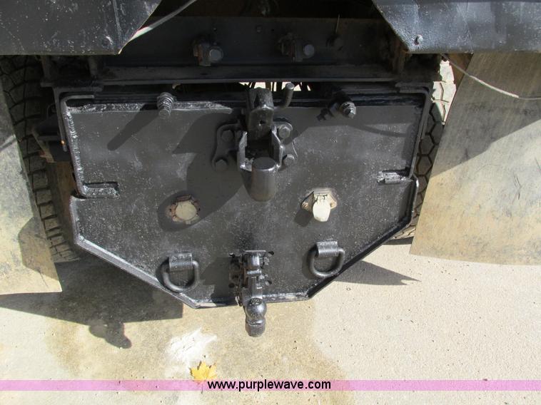 image for item I4121 1987 Ford L8000 dump truck