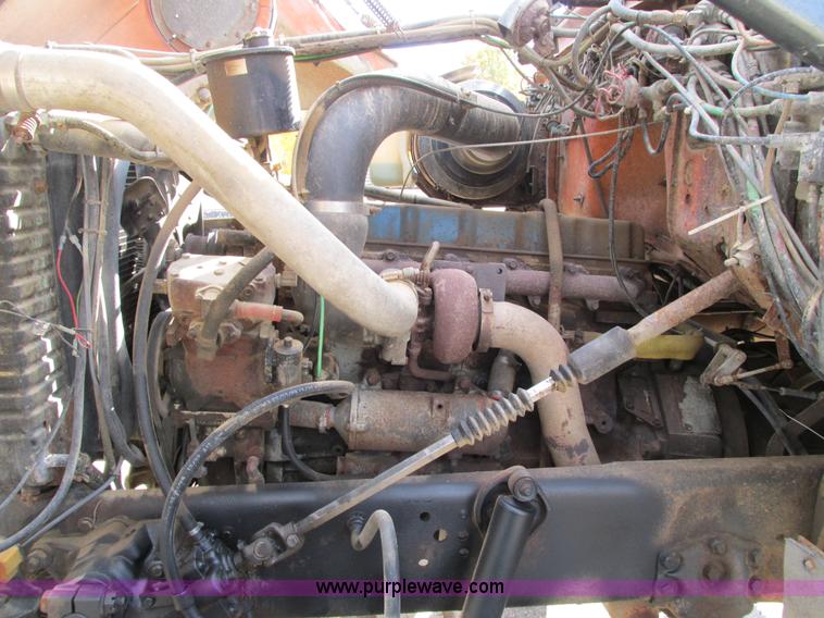 image for item I4121 1987 Ford L8000 dump truck