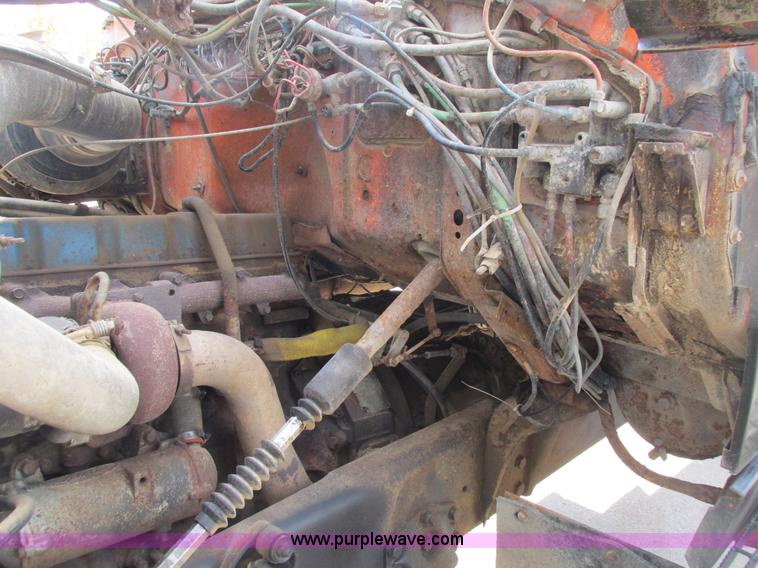 image for item I4121 1987 Ford L8000 dump truck